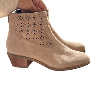 Cole Haan Jayne beige leather/suede cutout booties